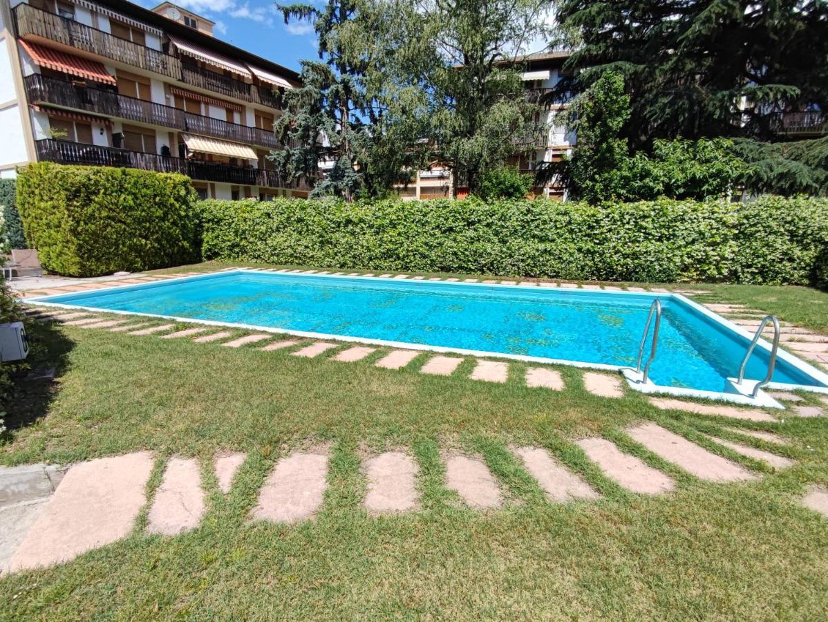 Corn Under: Eigentumswohnung Mit Aussenpool Merano Exteriér fotografie