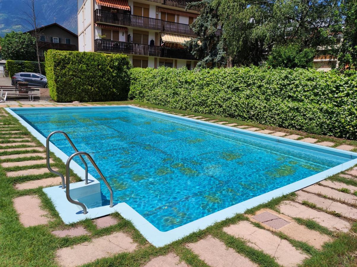 Corn Under: Eigentumswohnung Mit Aussenpool Merano Exteriér fotografie